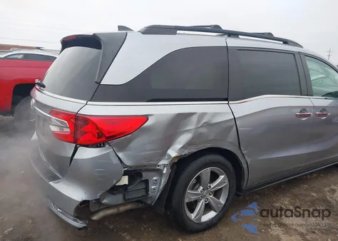 2018 Honda Odyssey Ex-L z USA, uszkodzony, nr VIN 5FNRL6H7XJB092840